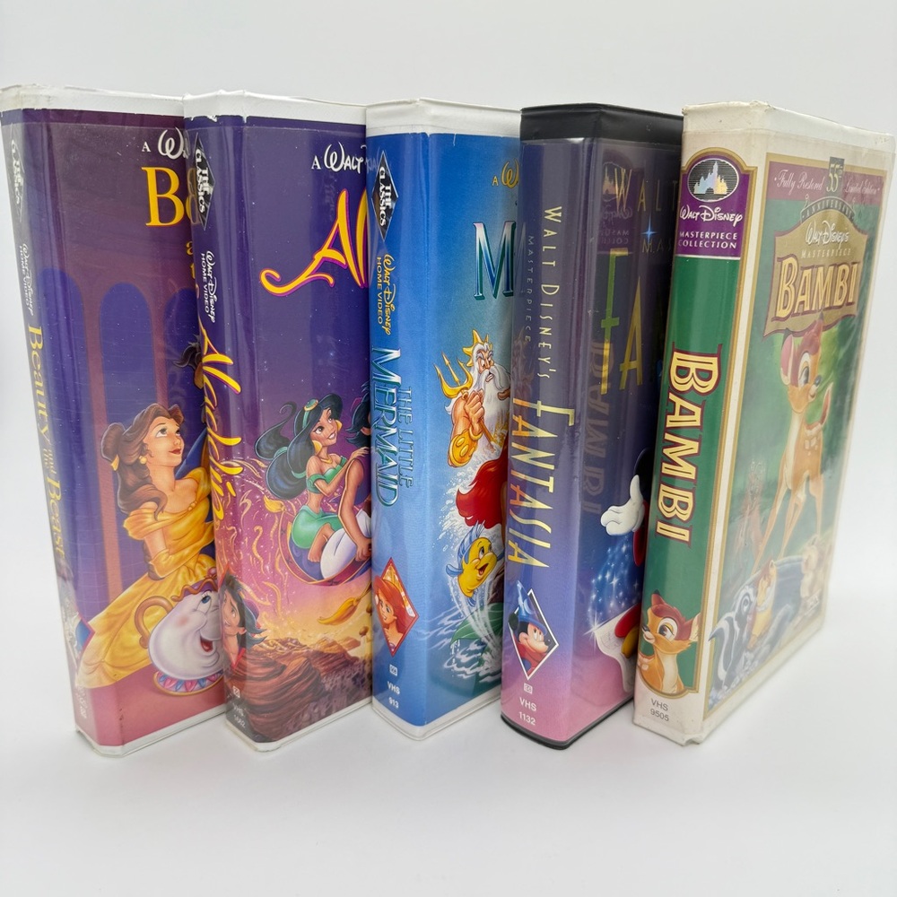 Disney Animated Cartoon Classic VHS Movie Tape Collection - Picture 1 of 10